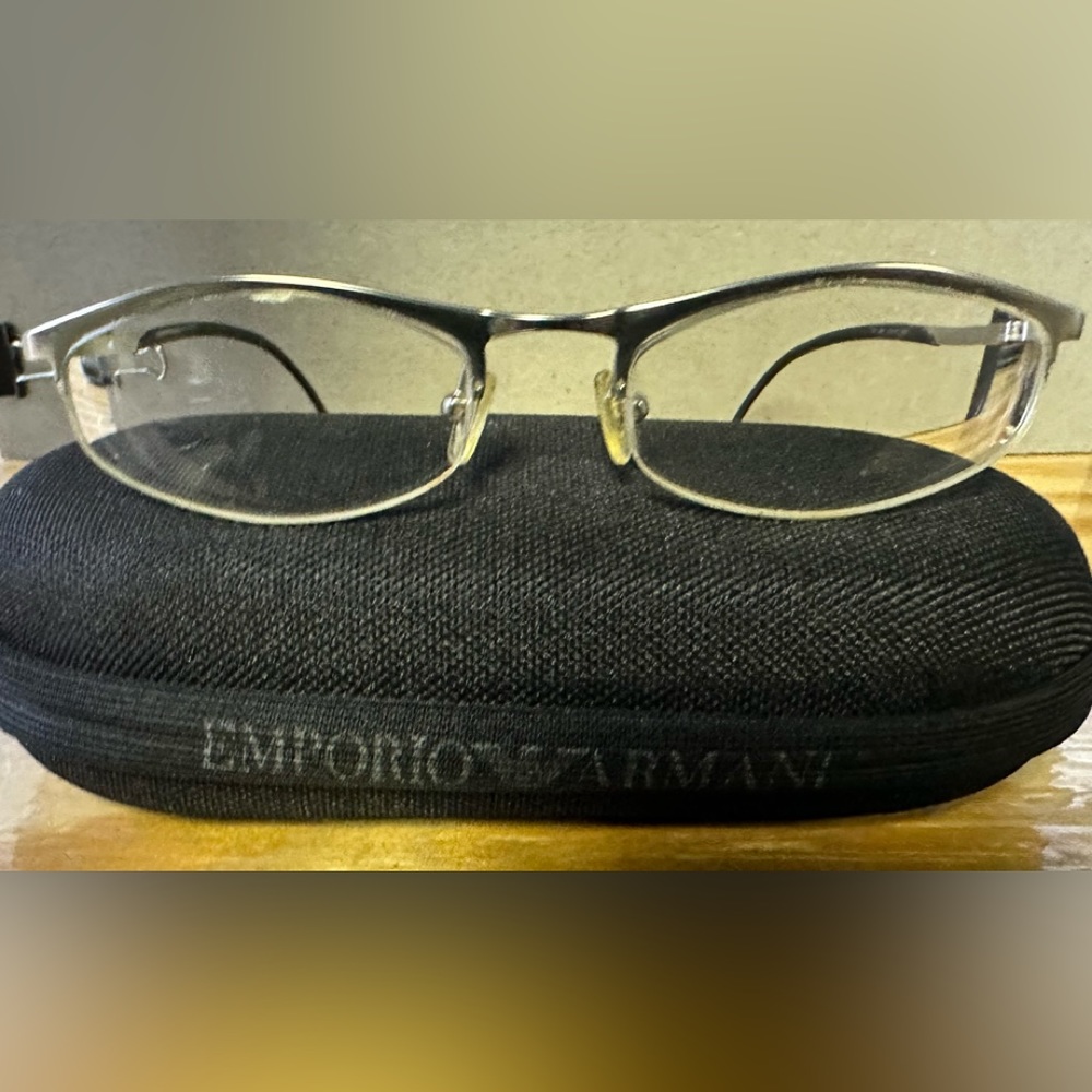 EMPORIO ARMANI 191 881 52 19 140 Vintage 1990’s Glasses with Case